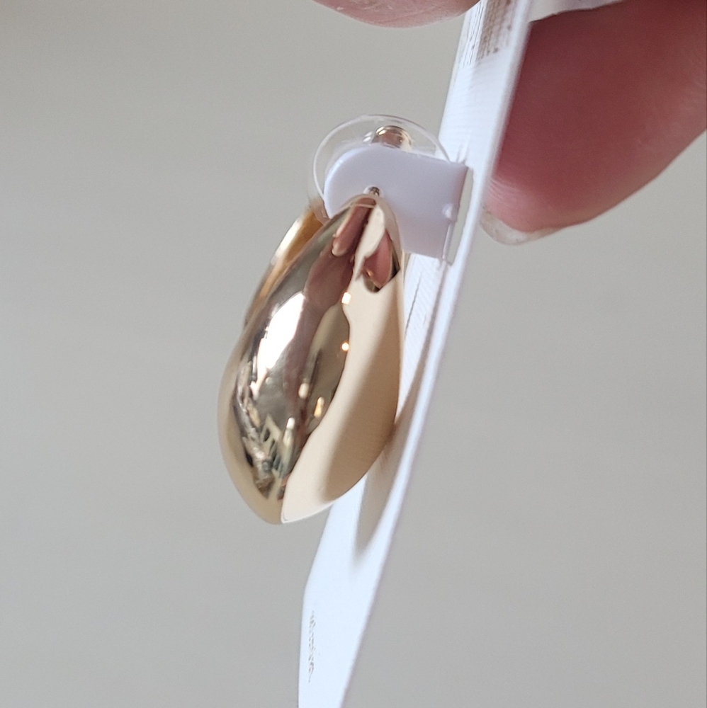 🆕️ Nordstrom Panacea Tapered Hoop Earrings - Picture 6 of 8